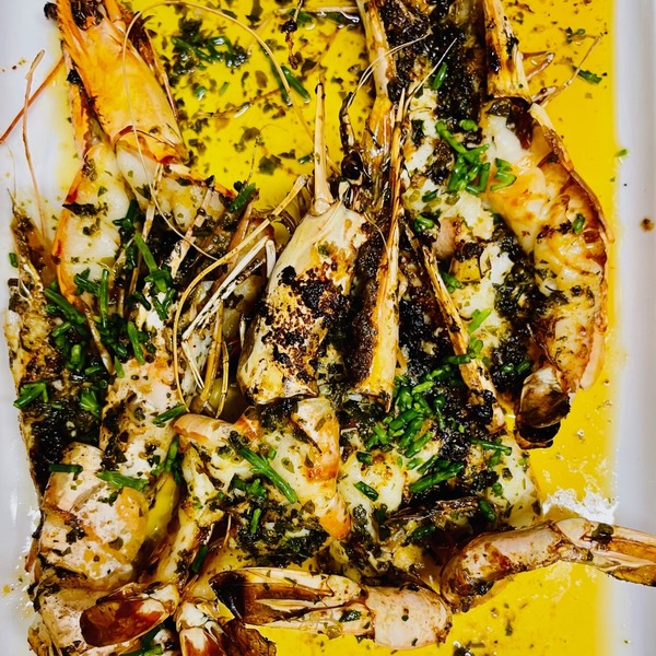 Gegrilde gamba's met kruidenboter